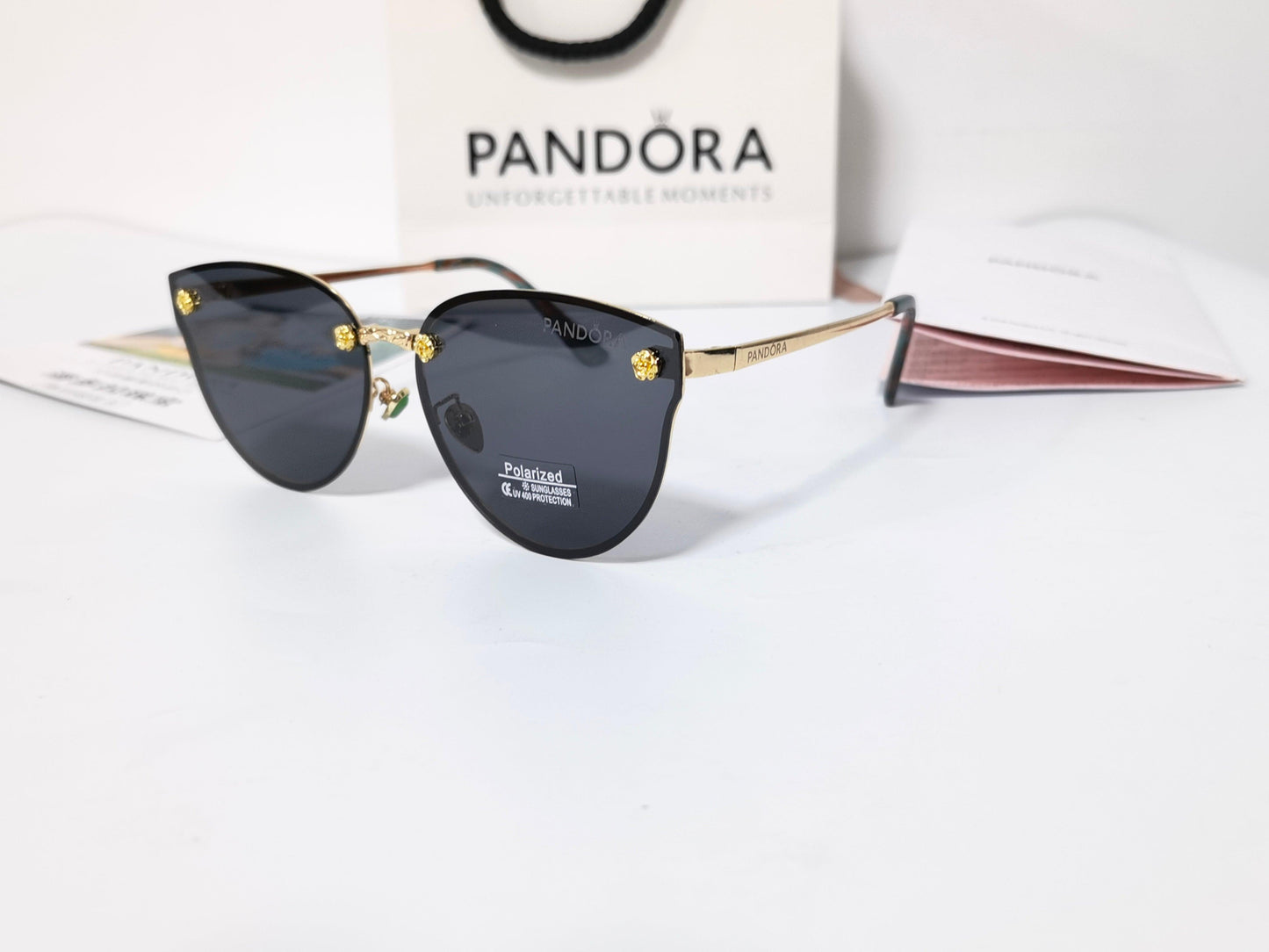 P A N D O R A Victorias Sunglasses